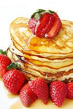 pancakes with strawberrie